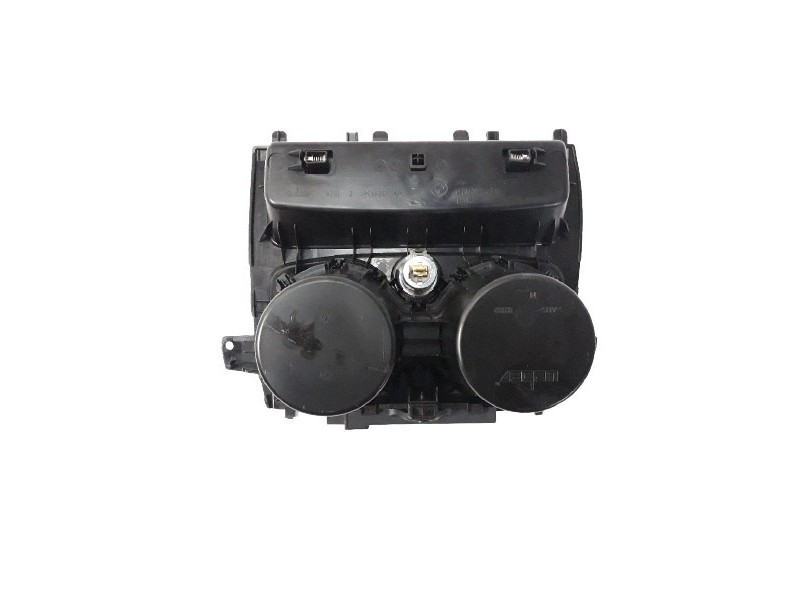Recambio de cenicero para bmw serie 1 lim. (f20) 116d referencia OEM IAM 9207320  