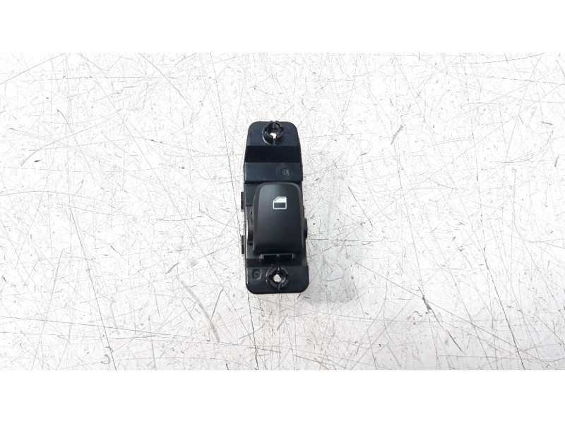 Recambio de mando elevalunas trasero izquierdo para hyundai kona 1.0 tgdi cat referencia OEM IAM 93576J9000  
