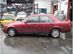 mercedes-benz clase c (w202) berlina del año 1993 2
