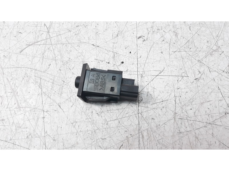 Recambio de interruptor para toyota auris 1.4 turbodiesel cat referencia OEM IAM GZC84004D  