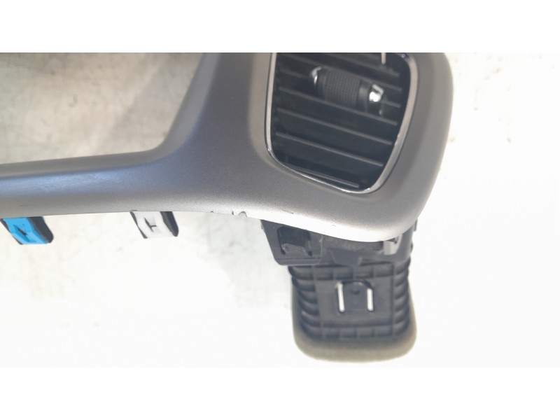 Recambio de rejilla aireadora para jeep compass ii business 4x2 referencia OEM IAM 5UT63DX8AB  