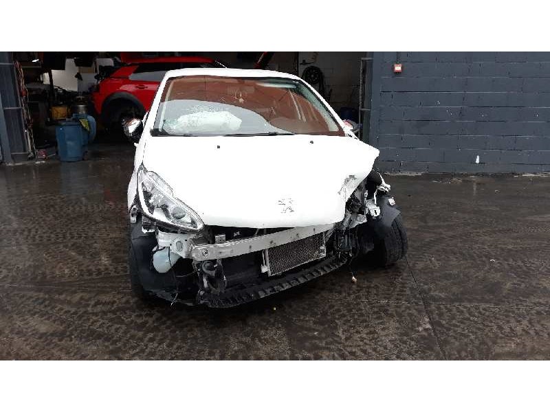 peugeot 208 del año 2017