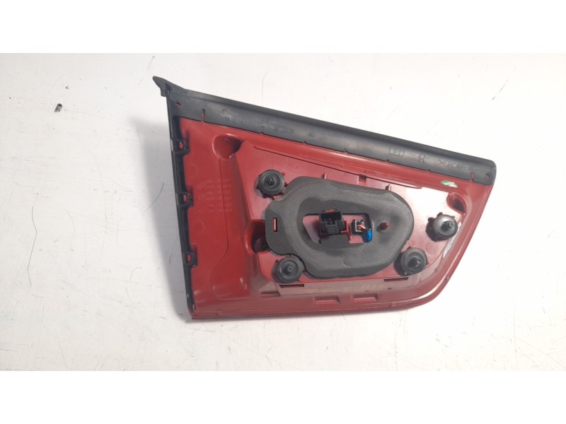 Recambio de piloto trasero derecho interior para kia niro referencia OEM IAM 92404G5120  