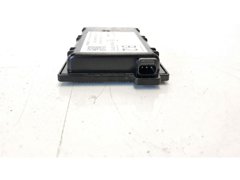 Recambio de modulo electronico para toyota yaris 1.5 16v cat referencia OEM IAM 86741YY030  