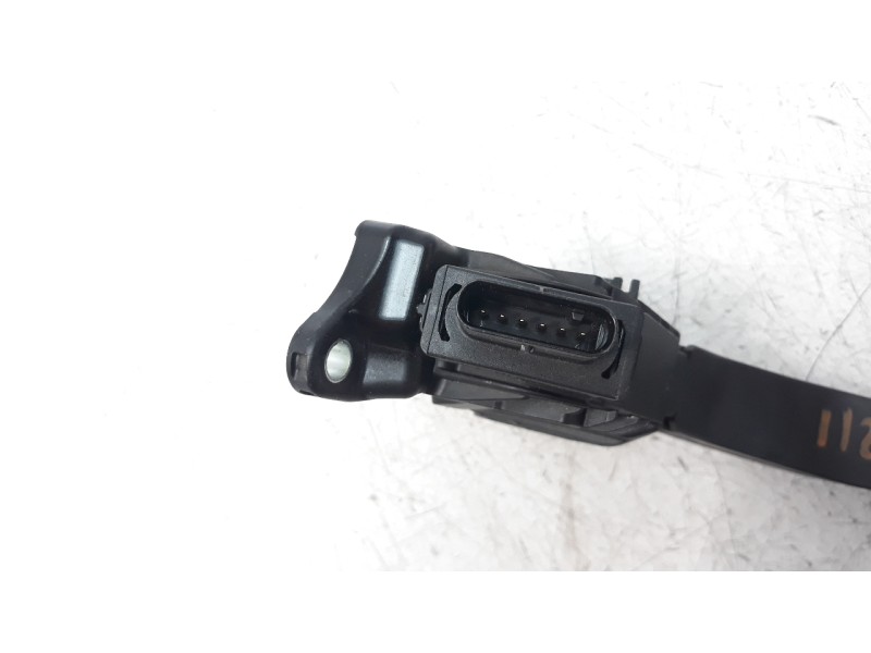 Recambio de potenciometro pedal para audi a4 avant (8w5) sport edition referencia OEM IAM 8W1723523  