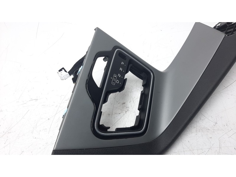 Recambio de pomo palanca cambio para kia niro referencia OEM IAM 84651G5000  