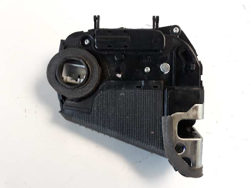 Recambio de cerradura puerta trasera izquierda para toyota prius (nhw20) 1.5 cat referencia OEM IAM   