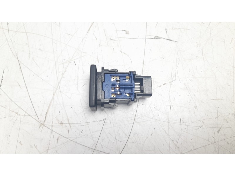 Recambio de interruptor para toyota rav 4 referencia OEM IAM 15B116  
