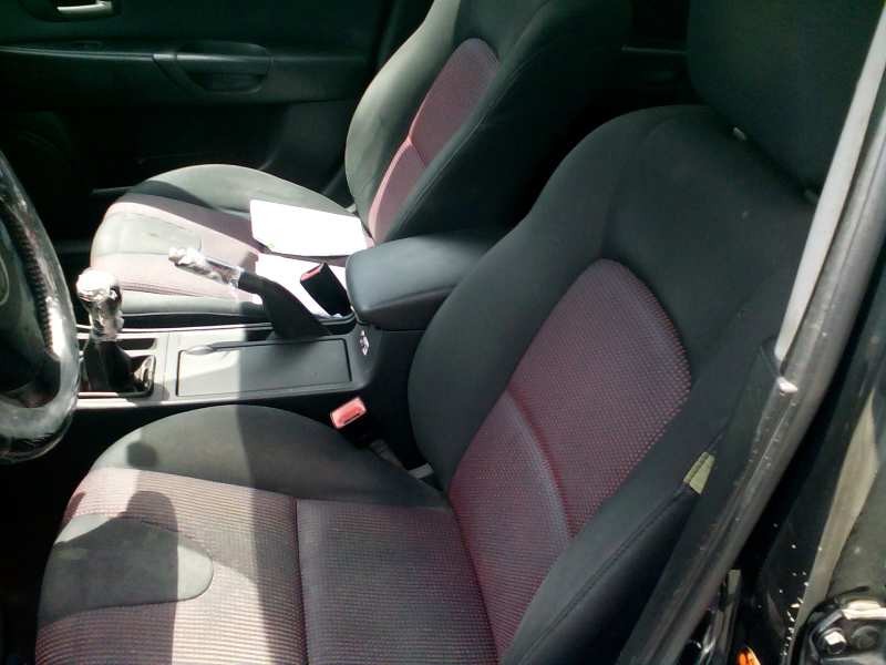 mazda 3 berlina (bk) del año 2004