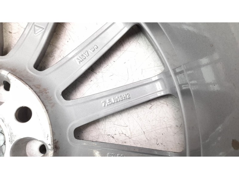 Recambio de llanta para mercedes-benz clase cla (w117) cla 200 cdi (117.308) referencia OEM IAM 1764010200  