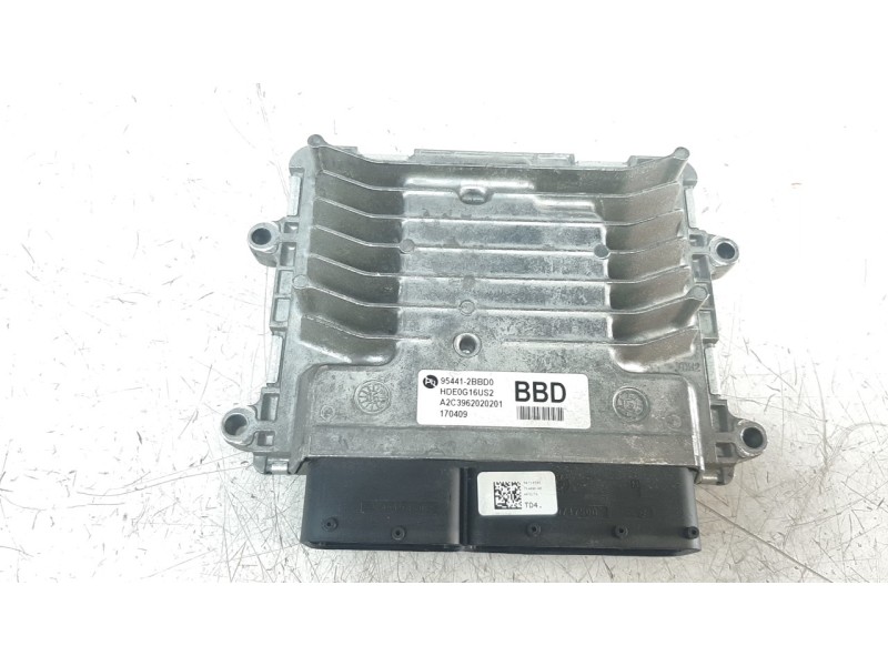 Recambio de centralita motor uce para kia niro referencia OEM IAM 954412BBD0  
