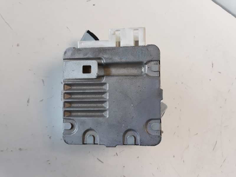 Recambio de centralita asr para toyota prius (nhw20) 1.5 cat referencia OEM IAM 1129001131 8965047210 