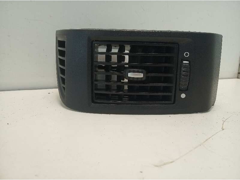 Recambio de rejilla aireadora para peugeot boxer caja cerr. techo elevado (bat.3450)(335)(2007 =>) hdi (335) referencia OEM IAM 