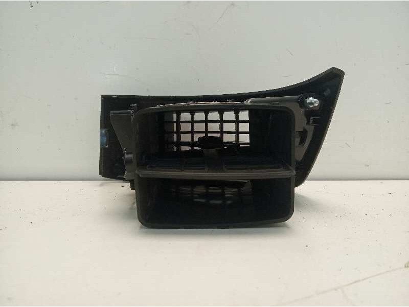 Recambio de rejilla aireadora para peugeot boxer caja cerr. techo elevado (bat.3450)(335)(2007 =>) hdi (335) referencia OEM IAM 