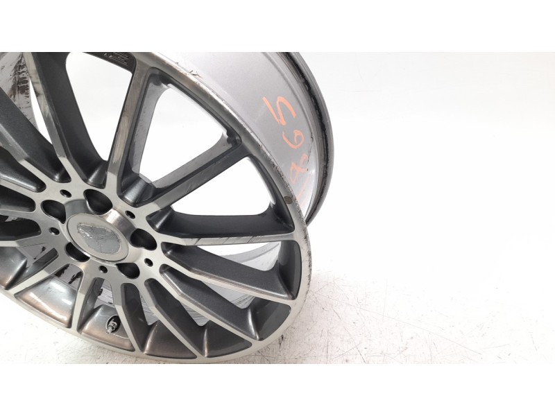 Recambio de llanta para mercedes-benz clase cla (w117) cla 200 cdi (117.308) referencia OEM IAM 1764010200  