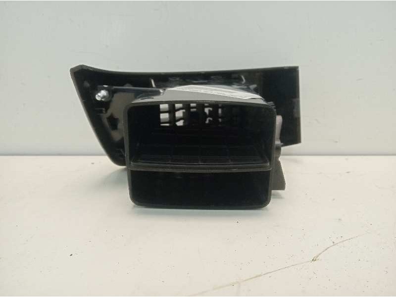 Recambio de rejilla aireadora para peugeot boxer caja cerr. techo elevado (bat.3450)(335)(2007 =>) hdi (335) referencia OEM IAM 
