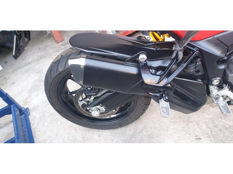 Recambio de silenciador trasero para ducati multistrada v2 referencia OEM IAM 57315312A  