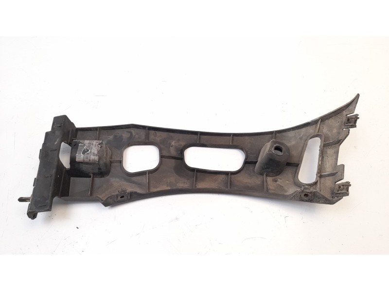 Recambio de moldura para citroen c4 picasso avatar referencia OEM IAM 9880526130  