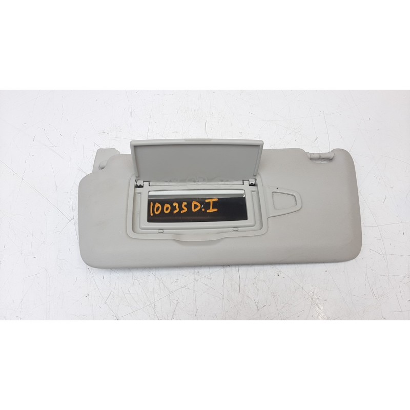 Recambio de parasol izquierdo para mercedes-benz clase cla (w117) shooting brake cla 200 d (117.908) referencia OEM IAM VA17681