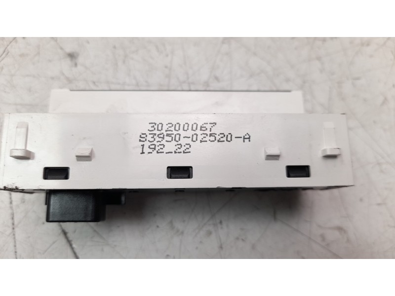 Recambio de modulo electronico para toyota corolla (e21) referencia OEM IAM 9395002520  