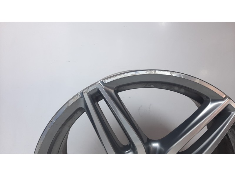 Recambio de llanta para mercedes-benz clase e cabrio (bm 238) 2.0 cdi cat referencia OEM IAM 21340120007X21 19 PULGADAS 
