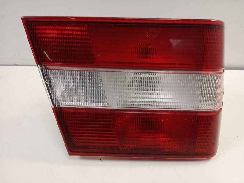 Recambio de piloto trasero izquierdo para volvo serie 940 berlina/familiar 2.3 cat referencia OEM IAM   