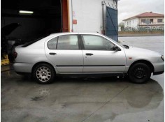 nissan primera berlina (p11) del año 2001