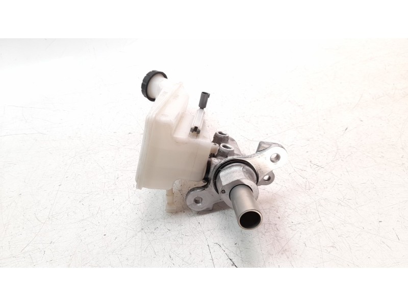 Recambio de bomba freno para mercedes-benz clase b (w246) 1.5 cdi cat referencia OEM IAM 2464300301  