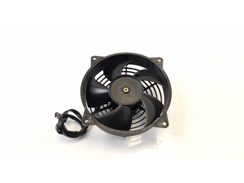 Recambio de electroventilador para bmw c 650 sport referencia OEM IAM 7725070  