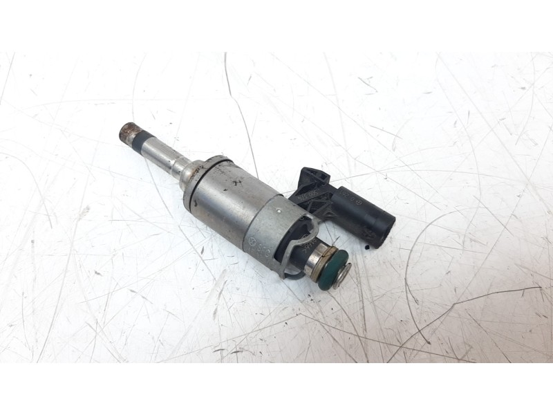 Recambio de inyector para skoda fabia 1.2 tsi referencia OEM IAM 0261500374 04E133036A 