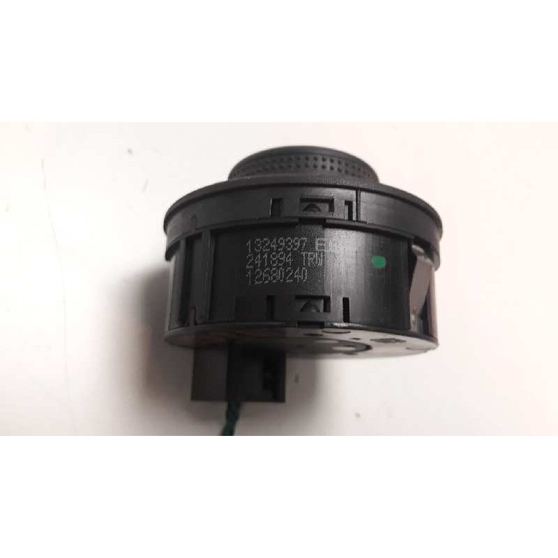 Recambio de mando luces para opel corsa d 1.3 16v cdti referencia OEM IAM 13249397 241894 