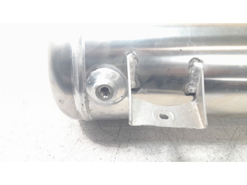 Recambio de acumulador central amortiguacion para porsche cayenne (typ 9pa) turbo s referencia OEM IAM 7L0616202A  