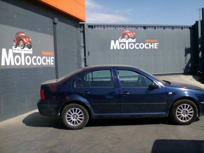 volkswagen bora berlina (1j2) del año 2001