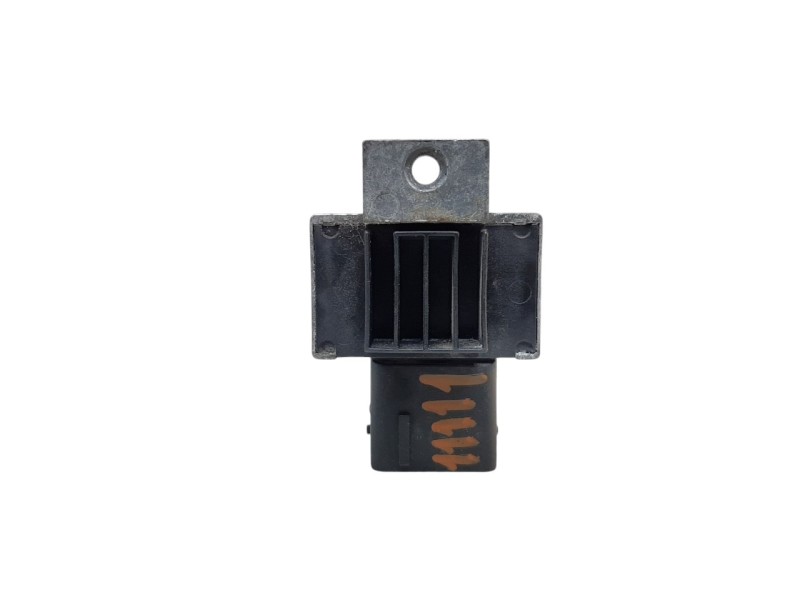 Recambio de caja precalentamiento para mercedes-benz clase b (w246) 1.5 cdi cat referencia OEM IAM 110678071R  