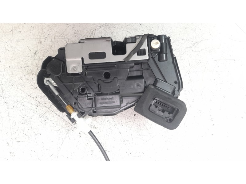 Recambio de cerradura puerta trasera izquierda para skoda octavia lim. (nx3) ambition referencia OEM IAM 5TA839015Q 5TA839015P 