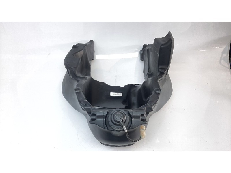 Recambio de deposito combustible para ducati multistrada v2 referencia OEM IAM 58612291A  
