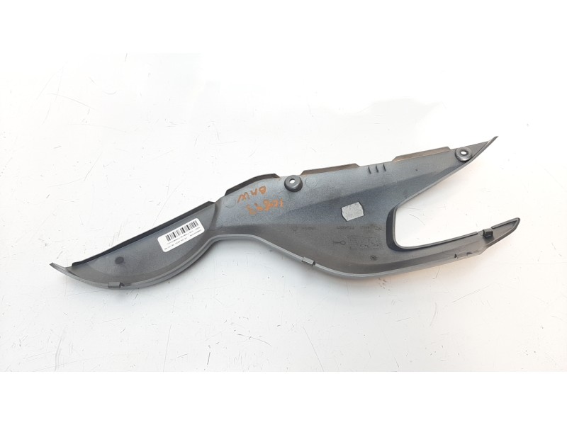Recambio de moldura para bmw c 650 sport referencia OEM IAM 46637724881  