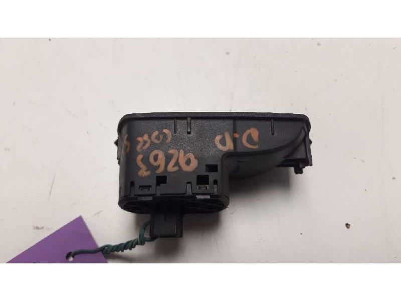 Recambio de mando elevalunas delantero derecho para opel corsa d 1.3 16v cdti referencia OEM IAM 13189333  
