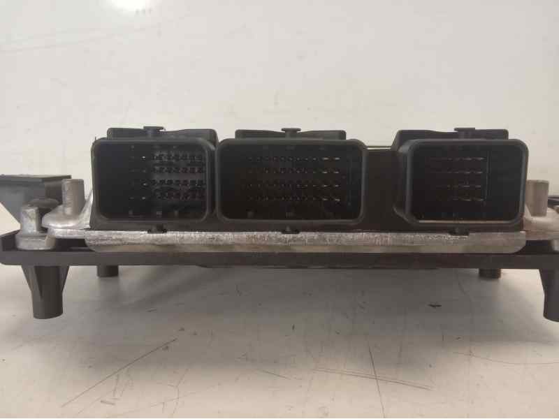 Recambio de centralita motor uce para citroen c5 berlina 2.0 hdi referencia OEM IAM 0281010808  