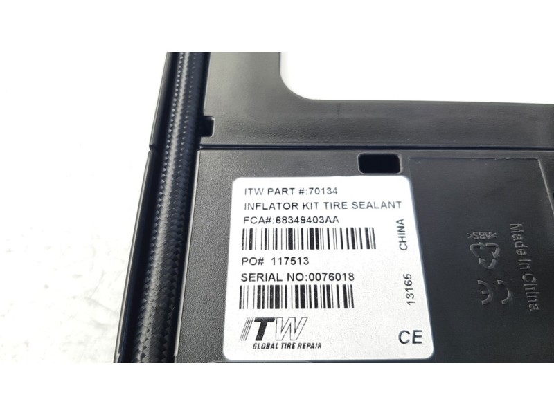 Recambio de herramientas para jeep compass ii 1.4 m-air cat referencia OEM IAM 68349403AA  