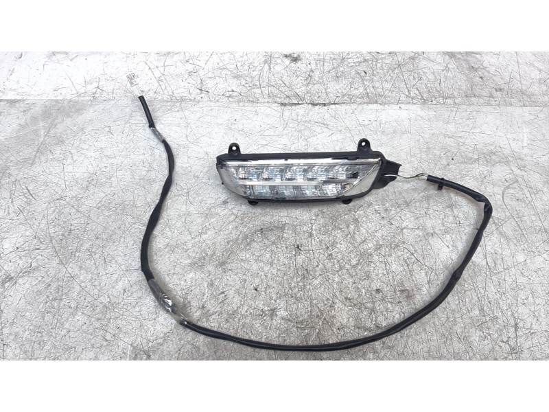 Recambio de piloto delantero derecho para ducati multistrada v2 referencia OEM IAM 53010343A  