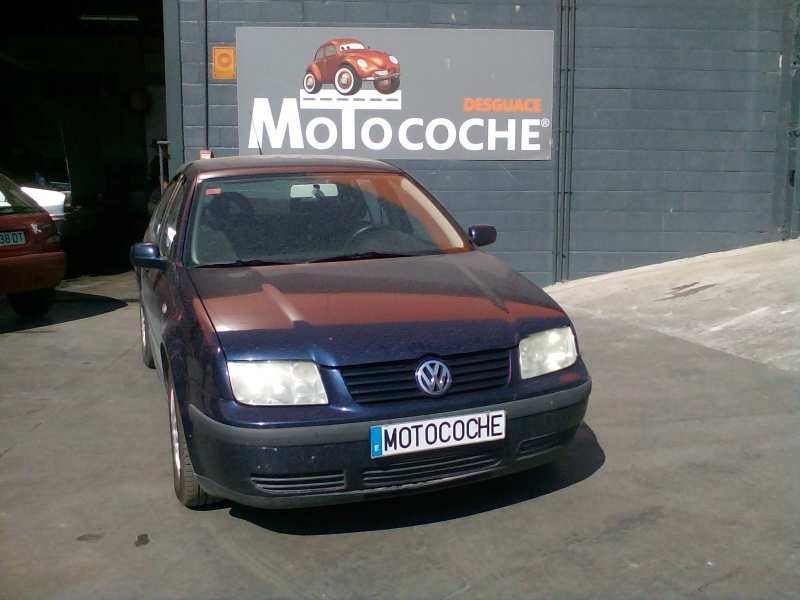 volkswagen bora berlina (1j2) del año 2001