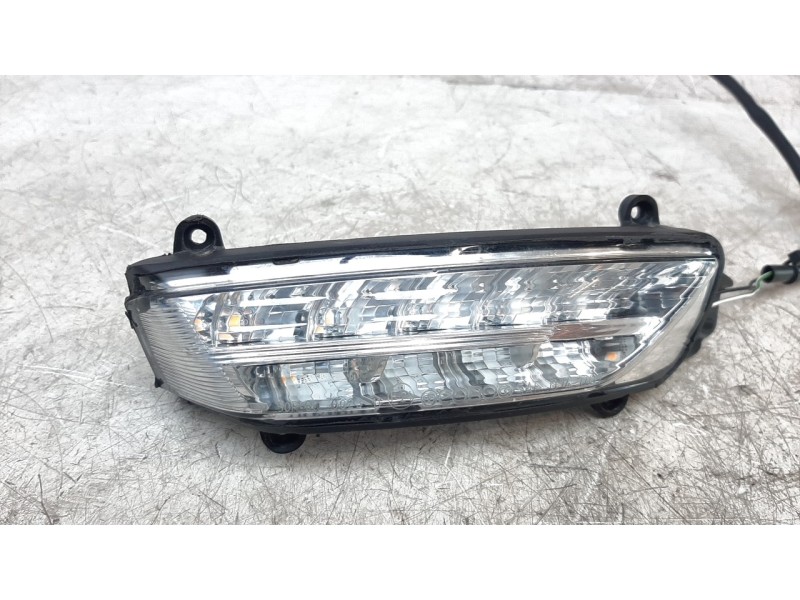 Recambio de piloto delantero derecho para ducati multistrada v2 referencia OEM IAM 53010343A  