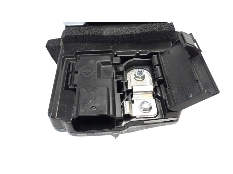 Recambio de bateria para mazda 3 berlina (bp) referencia OEM IAM BDMC67ZB3G  