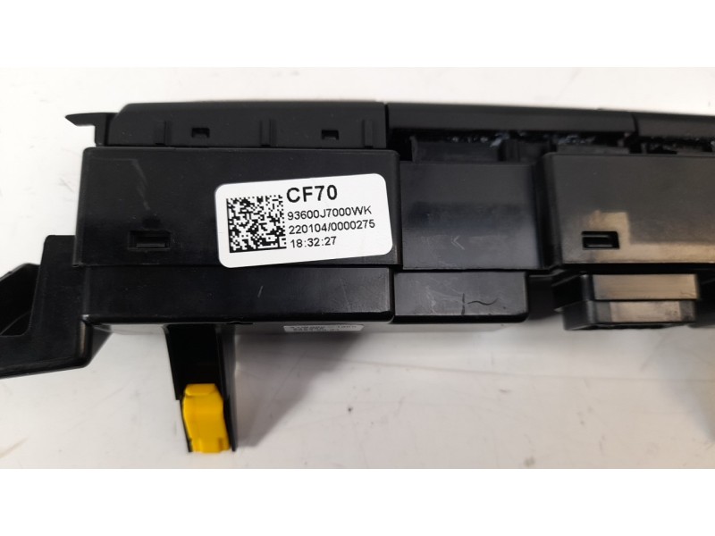 Recambio de warning para kia xceed 1.0 tgdi cat referencia OEM IAM 93600J7000WK  