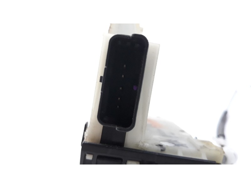Recambio de cerradura puerta trasera izquierda para citroen c4 lim. feel edition referencia OEM IAM 9685351980 9137W1 