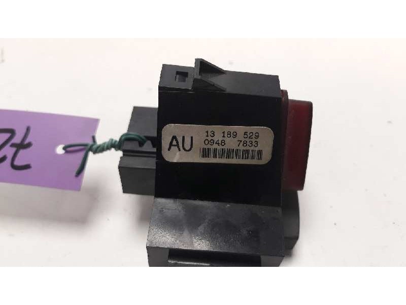 Recambio de warning para opel corsa d 1.3 16v cdti referencia OEM IAM 13189529  