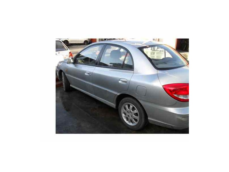 kia rio del año 2003