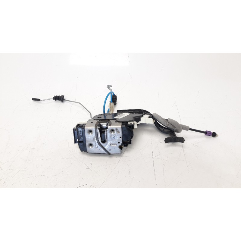 Recambio de cerradura puerta delantera izquierda para mercedes-benz clase b (w246) 1.5 cdi cat referencia OEM IAM 1667200135  
