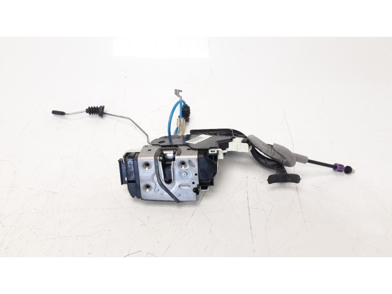 Recambio de cerradura puerta delantera izquierda para mercedes-benz clase b (w246) 1.5 cdi cat referencia OEM IAM 1667200135  